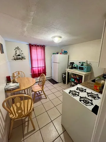 $2,400 | 19-21 Flint Street, Unit 21A, Somerville, MA 02145