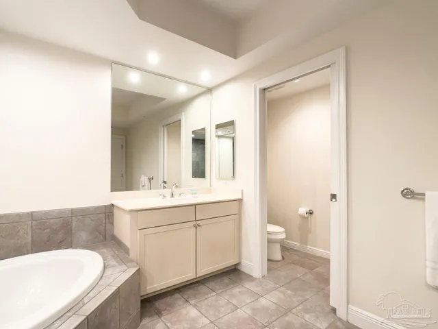 $2,750 | 645 Lost Key Drive, Unit 203D, Pensacola, FL 32507