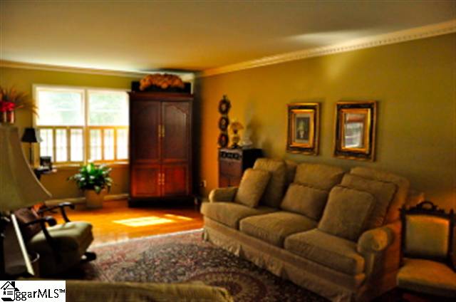 502 Pimlico Road Greenville, SC 29607 - Photo 2 of 18