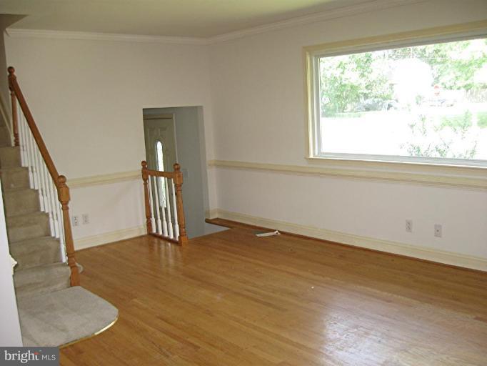 160 Barbara Road Severna Park, MD 21146 - Photo 5 of 15 Dining Room