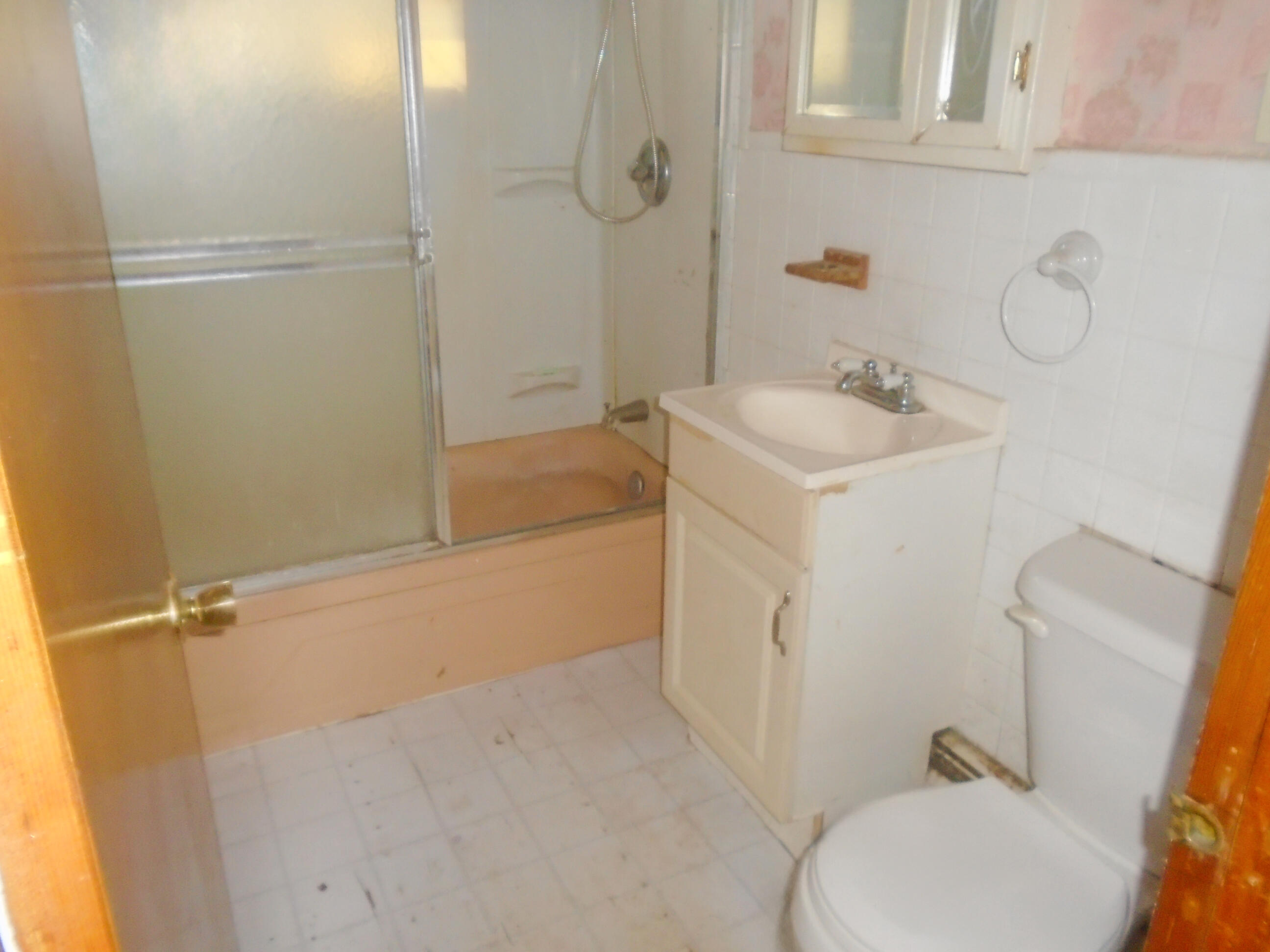 394 Lakewood Road Madison, ME 04950 - Photo 8 of 15 first floor bath