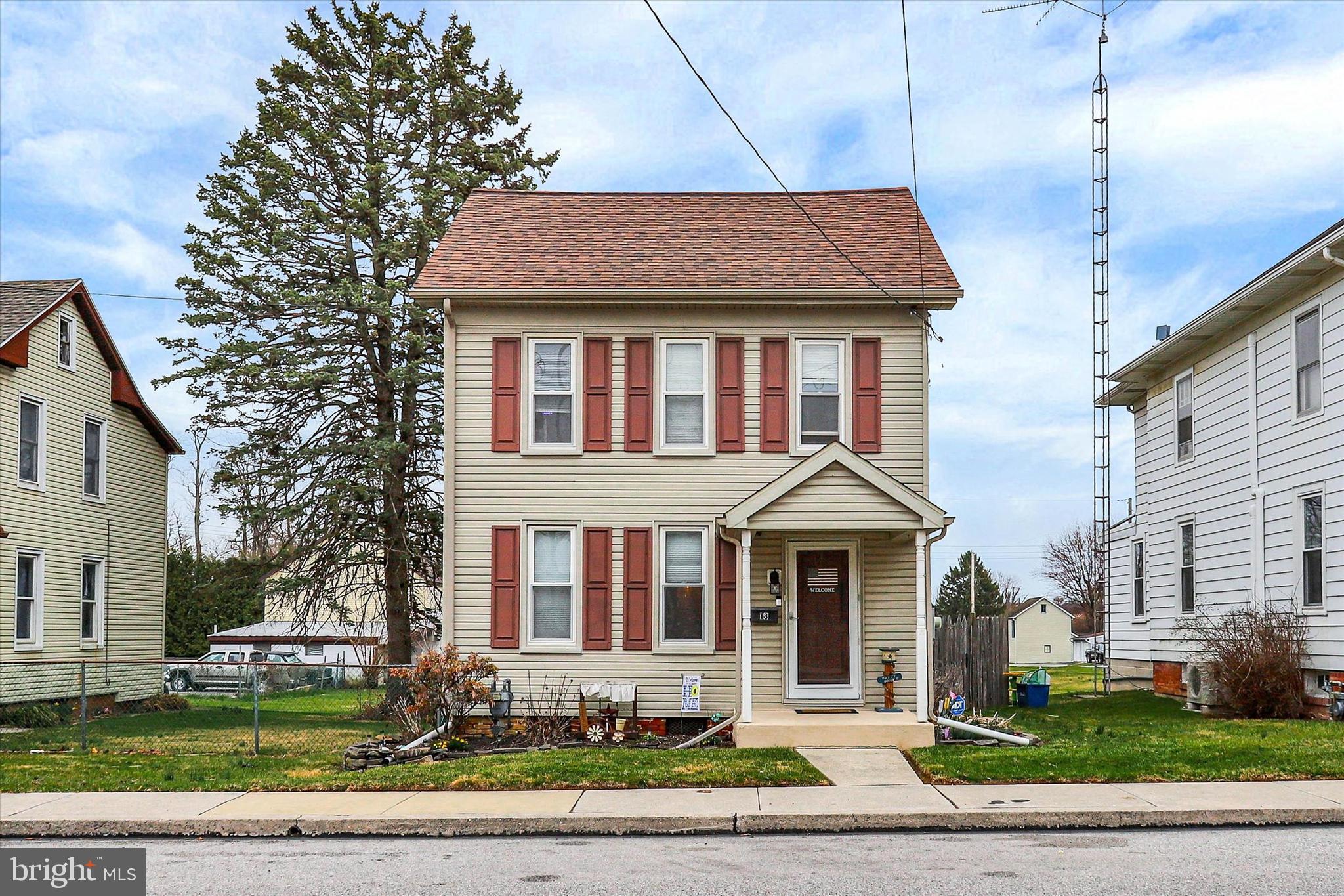 18 Center Street Hanover, PA 17331 - Photo 1 of 27 Gallery Image 1