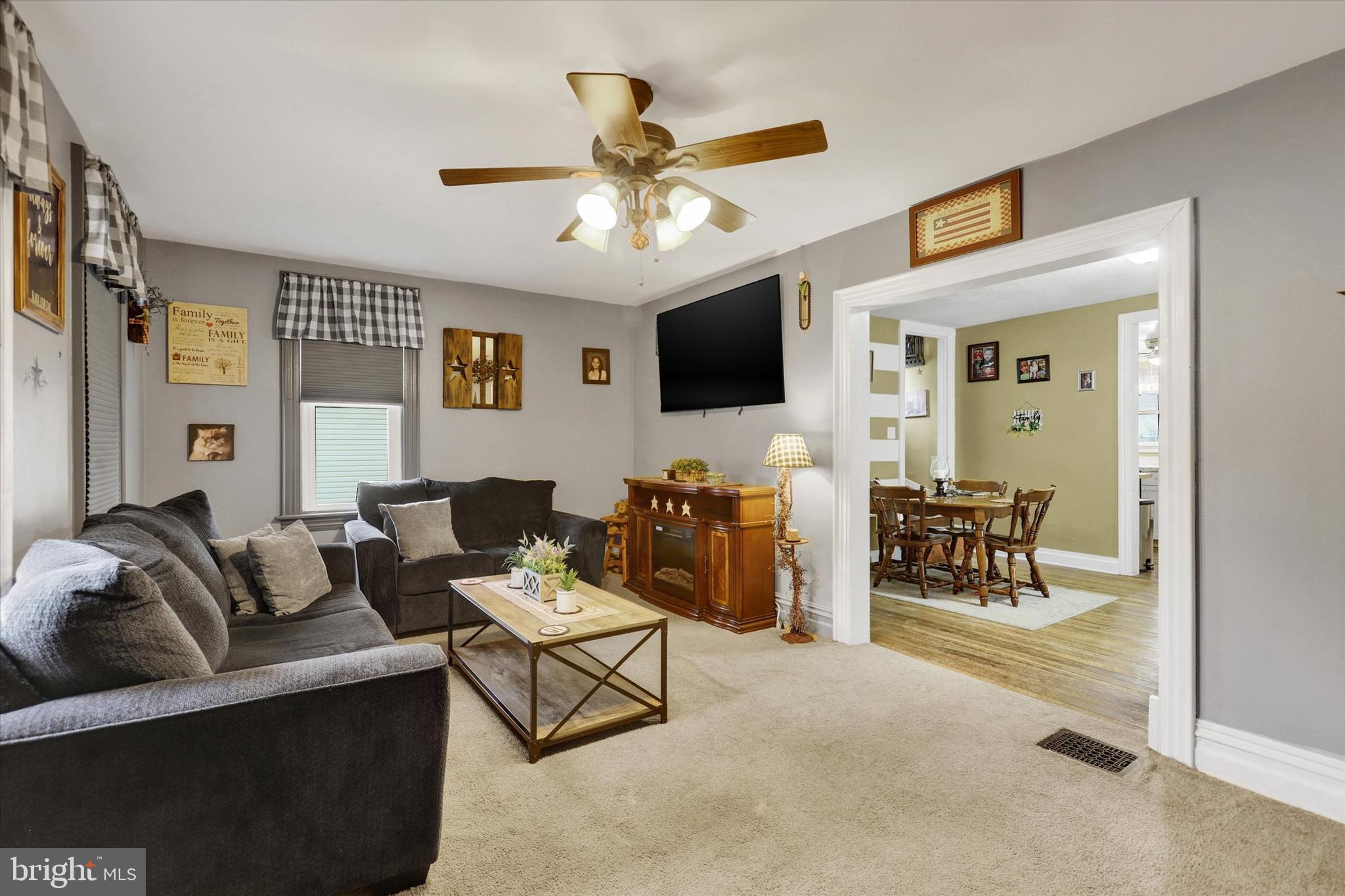 18 Center Street Hanover, PA 17331 - Photo 3 of 27 Gallery Image 3