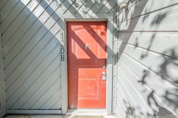 $119,000 | 3843 Barrington, Unit 130H, San Antonio, TX 78217