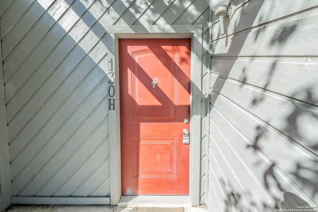 $142,000 | 3843 Barrington, Unit 130H, San Antonio, TX 78217