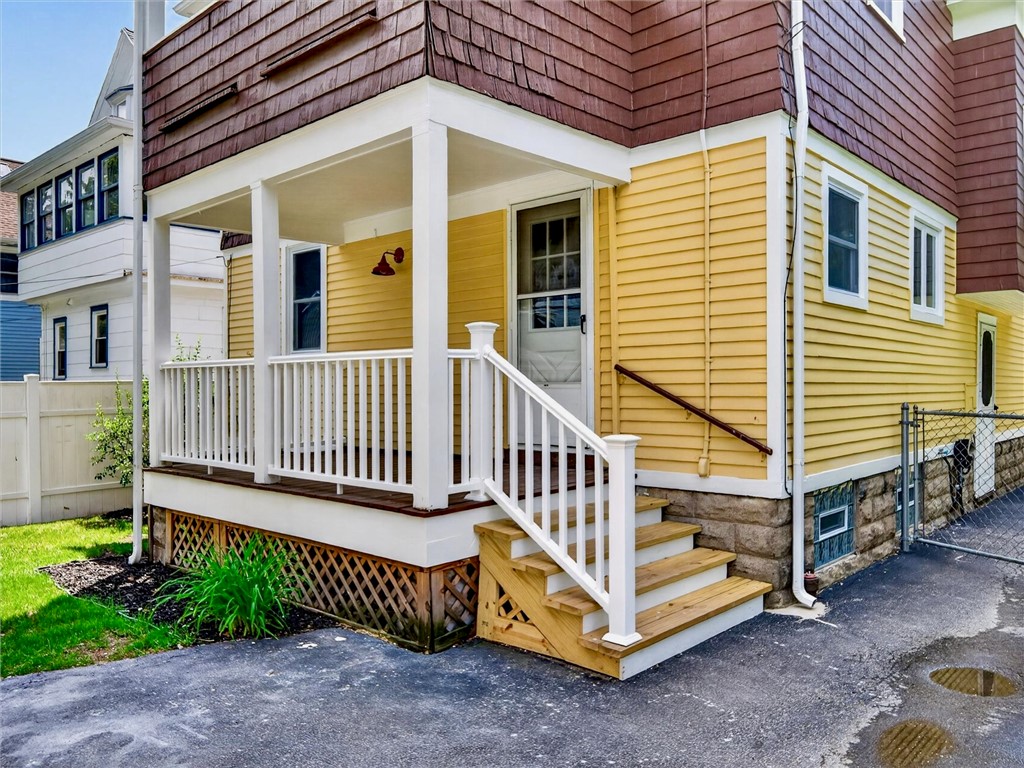 132 Mulberry Street Rochester, NY 14620 - Photo 39 of 50 New stairs