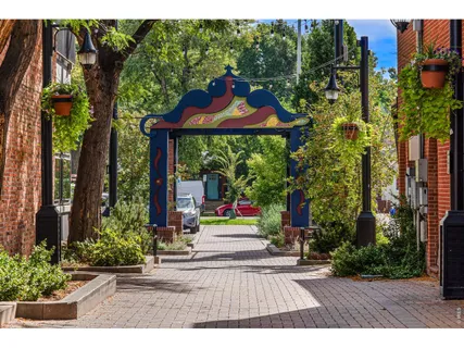 $799,950 | 1008 Sugar Beet Circle, Longmont, CO 80501