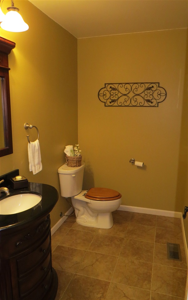 42022 North Regal Road Elk, WA 99009 - Photo 8 of 20
