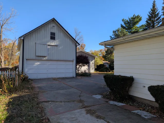 $274,000 | 122 North Hudson Street, Coldwater, MI 49036