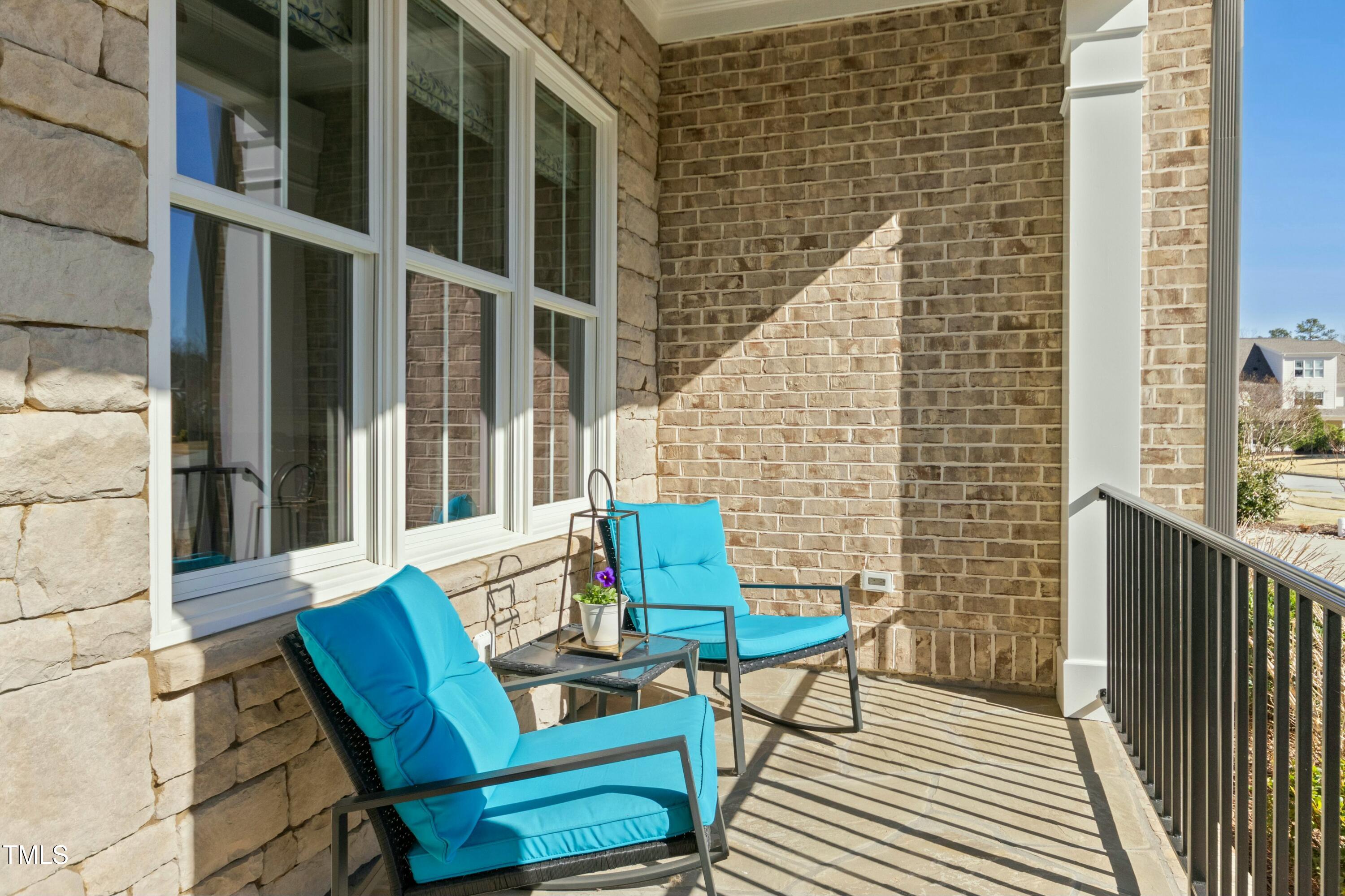 2046 Fellini Drive Apex, NC 27502 - Photo 11 of 94 tempImage4mvIVP