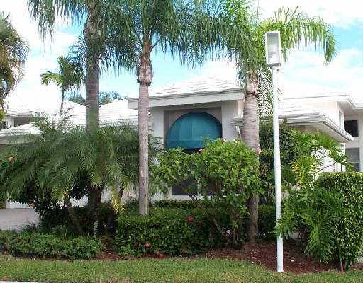 17120 Huntington Park Way Boca Raton, FL 33496 - Photo 1 of 2 Primary Photo