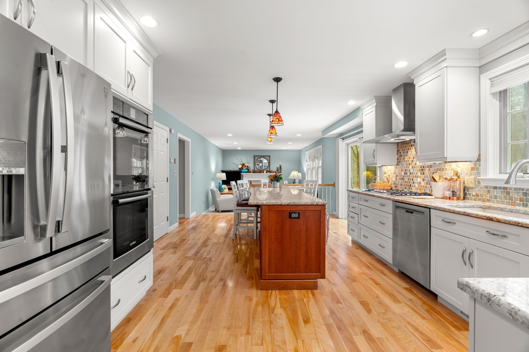 77 Stowell Road Bedford, NH 03110 - Photo 13 of 46