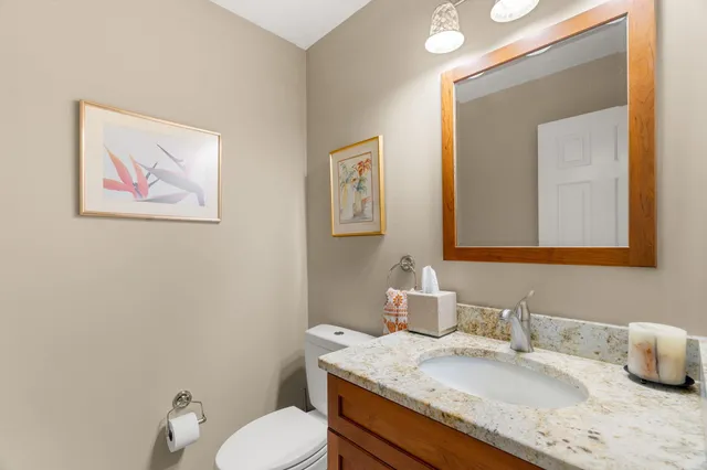 $899,000 | 77 Stowell Road, Bedford, NH 03110