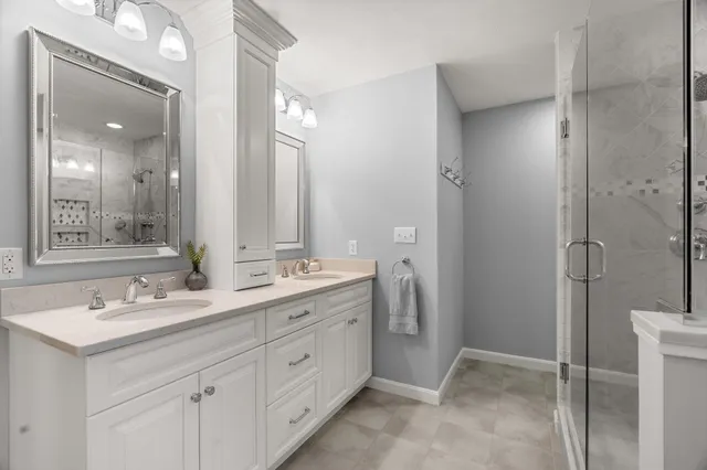 $899,000 | 77 Stowell Road, Bedford, NH 03110