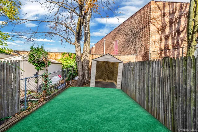 $898,000 | 58-07 Maspeth Avenue | Maspeth