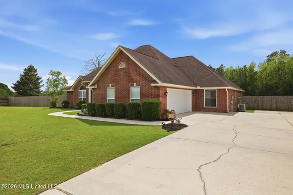 $525,000 | 8500 Julias Drive, Vancleave, MS 39565