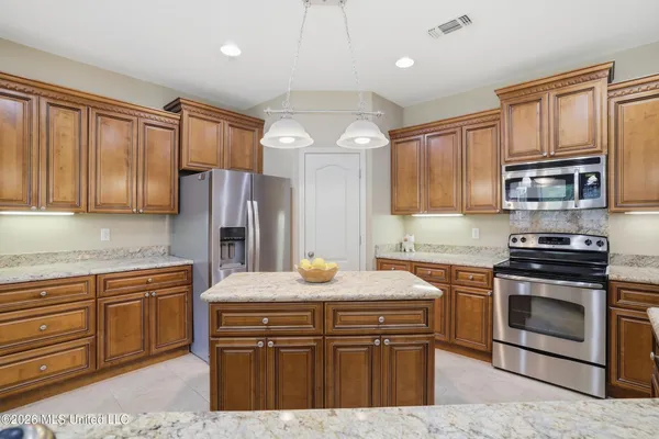 $525,000 | 8500 Julias Drive, Vancleave, MS 39565