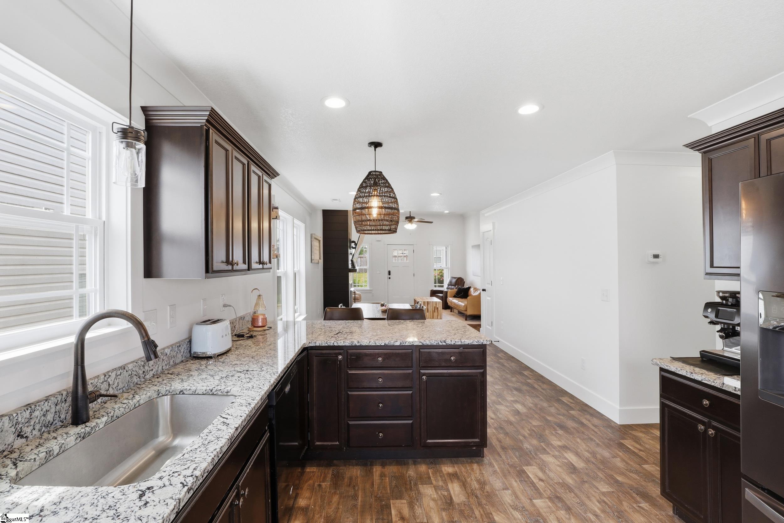 405 Thomas Edwards Lane Greer, SC 29651 - Photo 9 of 30