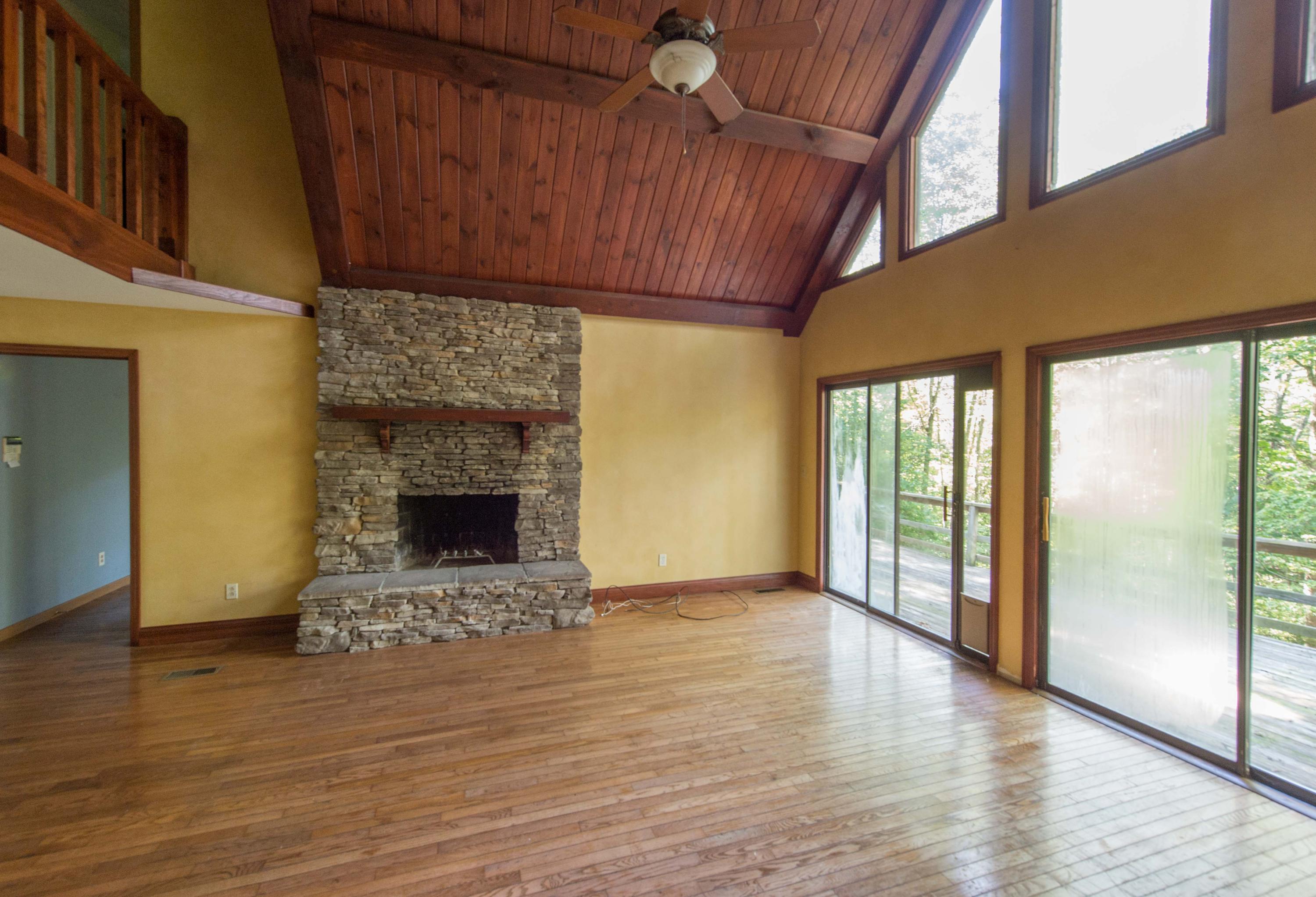 2244 Little Bend Road Signal Mountain, TN 37377 - Photo 9 of 40 Open family room