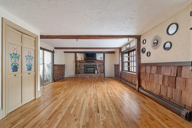 $649,900 | 250 Shrewsbury Street, Holden, MA 01520