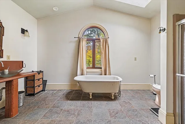 $649,900 | 250 Shrewsbury Street, Holden, MA 01520