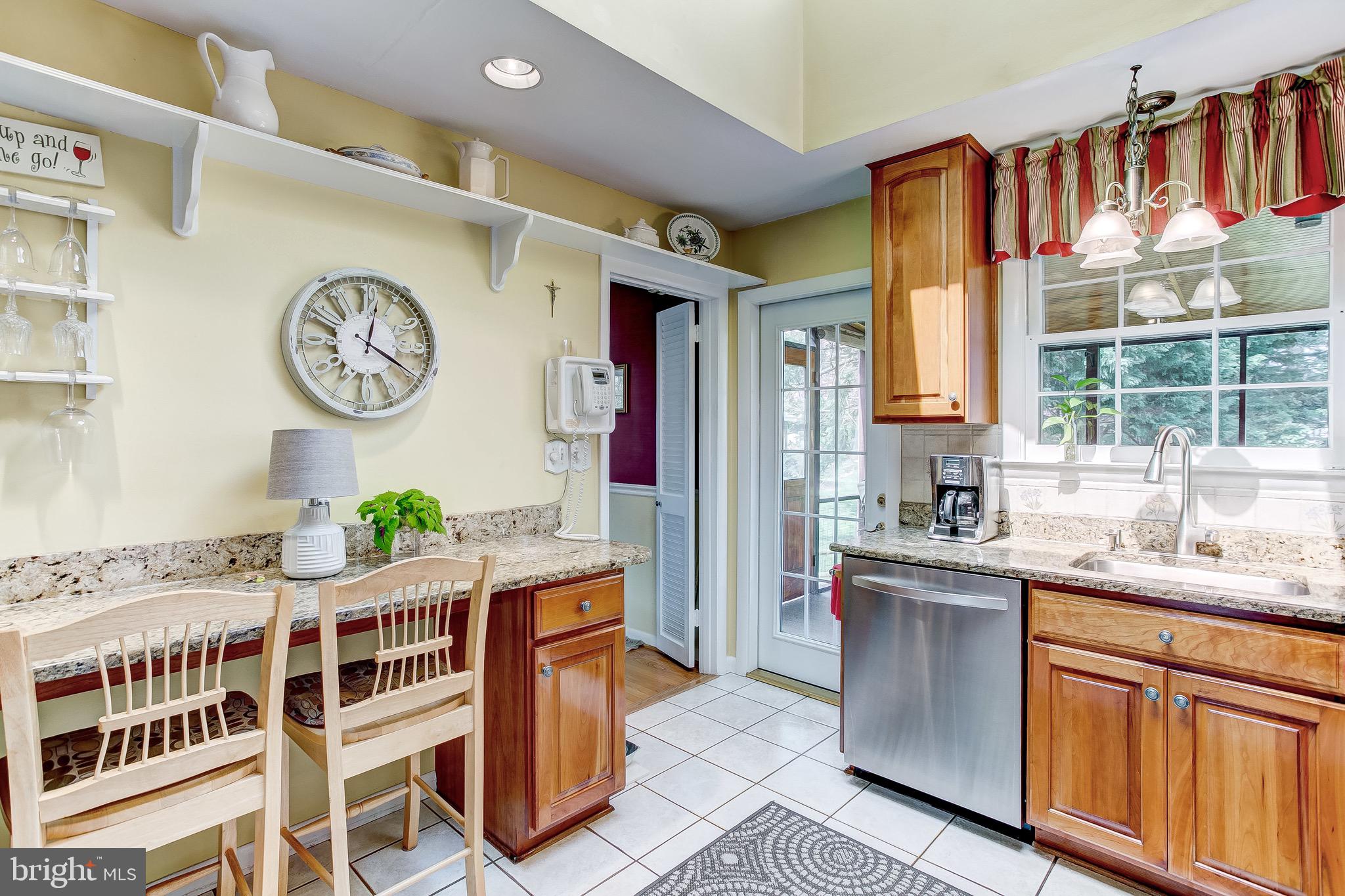 1810 Leadburn Road Towson, MD 21204 - Photo 11 of 39