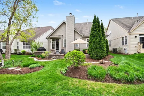 $574,999 | 1179 Kingsley Lane, Aurora, IL 60505