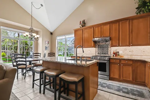 $574,999 | 1179 Kingsley Lane, Aurora, IL 60505