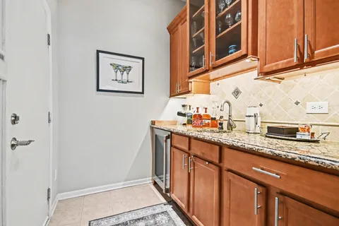 $574,999 | 1179 Kingsley Lane, Aurora, IL 60505