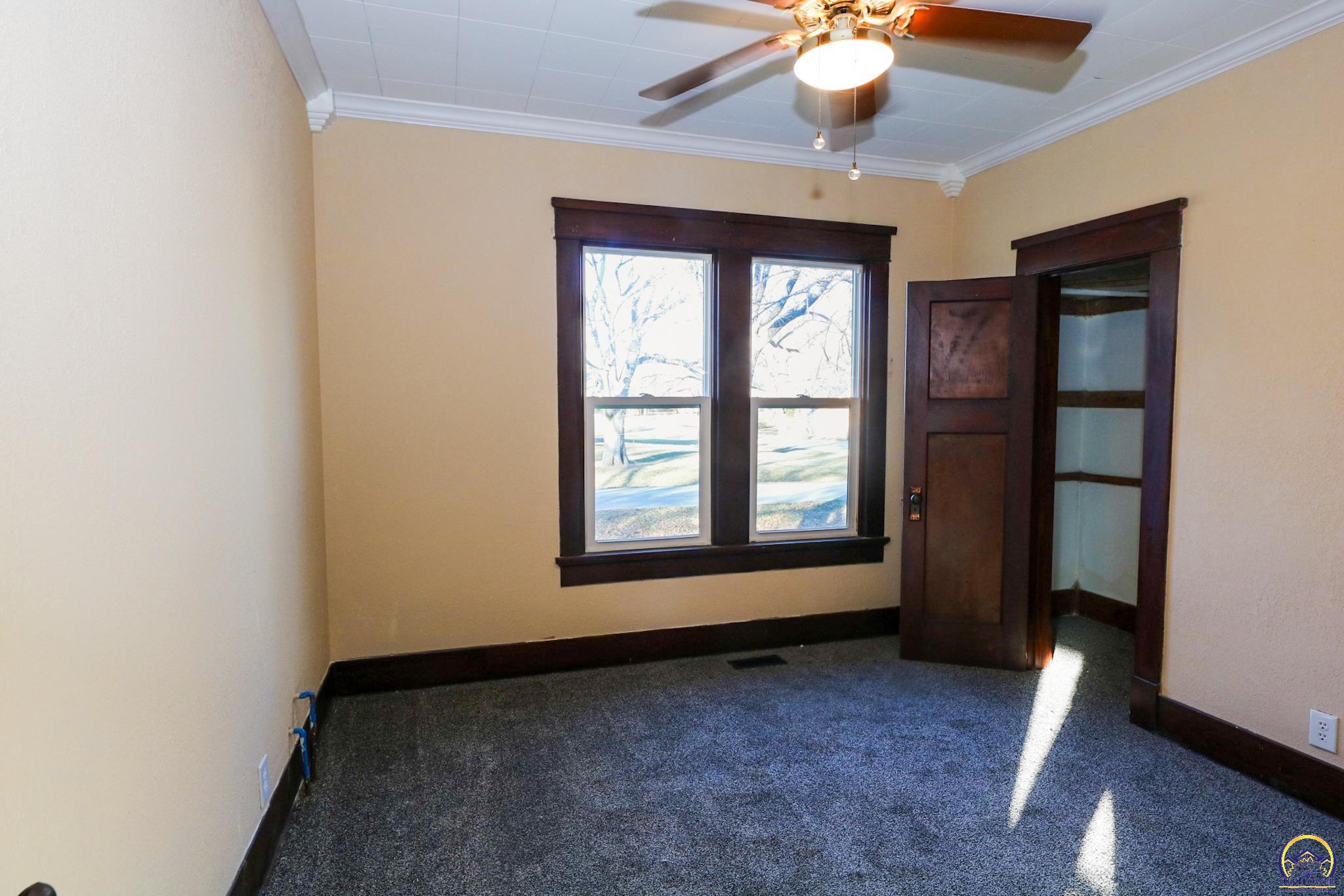 902 South 7th Street Burlington, KS 66839 - Photo 28 of 55