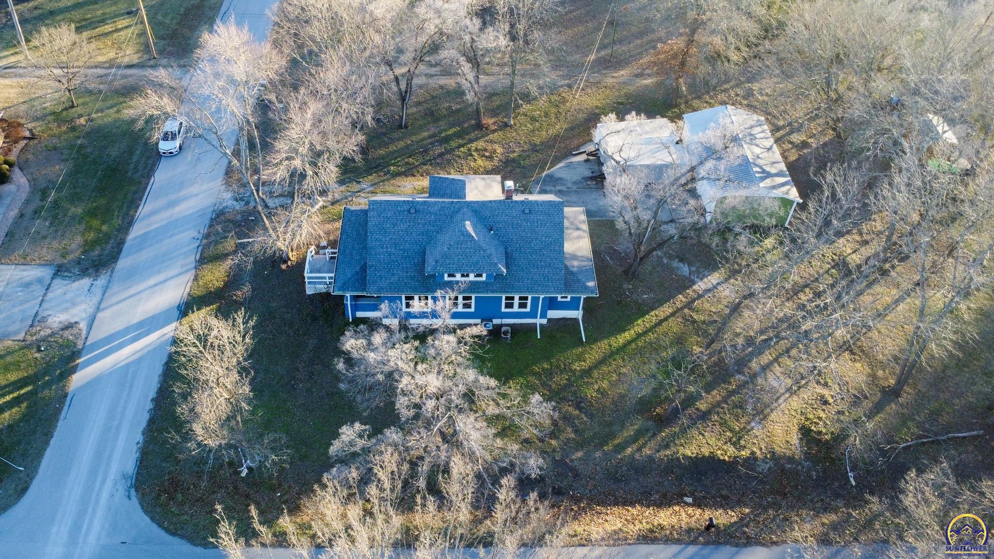 902 South 7th Street Burlington, KS 66839 - Photo 40 of 55