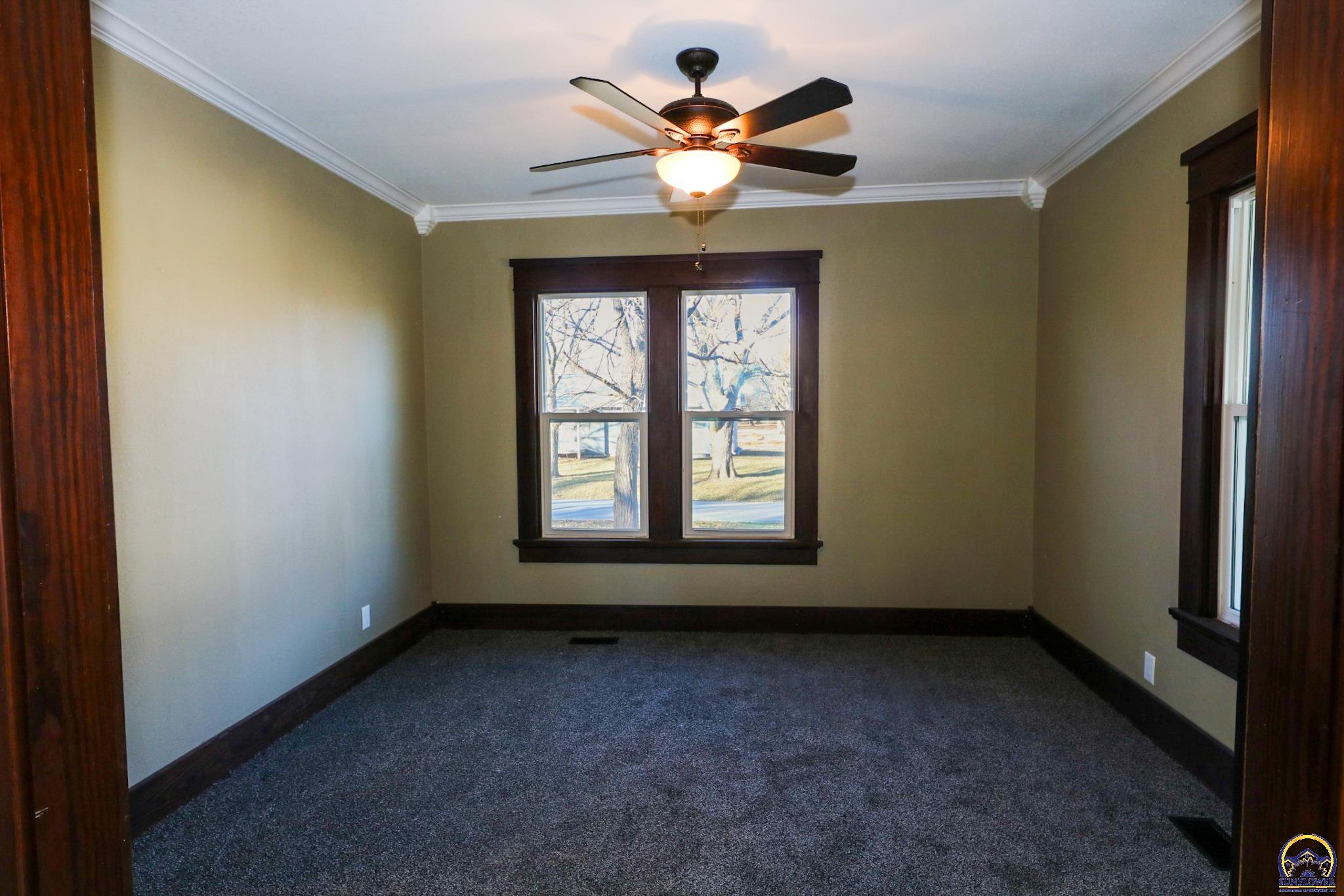 902 South 7th Street Burlington, KS 66839 - Photo 4 of 55