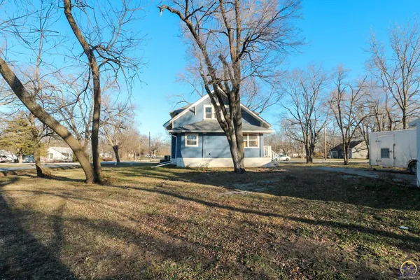 $204,900 | 902 South 7th Street, Burlington, KS 66839