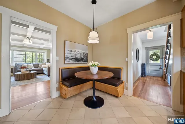 $925,000 | 30 Highwood Avenue, Midland Park, NJ 07432