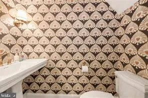 $2,700 | 655 A Main Street, Unit 655A, Gaithersburg, MD 20878