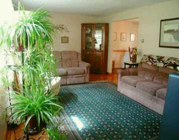 1742 Bower Hill Road Pittsburgh, PA 15243 - Photo 3 of 7