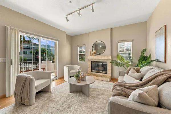 $1,150,000 | 805 North Cleveland Street, Unit C, Oceanside, CA 92054