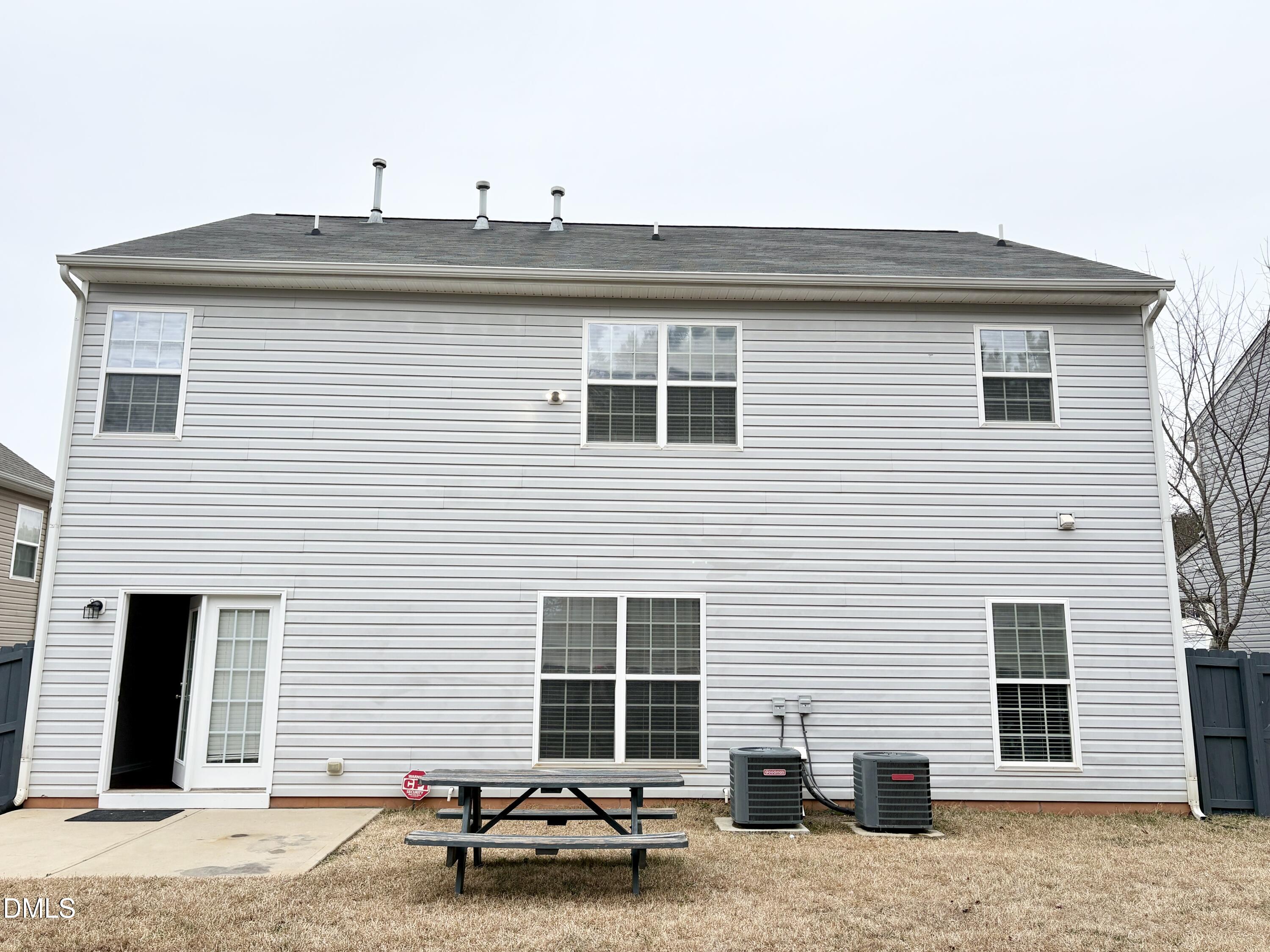 740 Stackhurst Way Wake Forest, NC 27587 - Photo 10 of 16 IMG_1842
