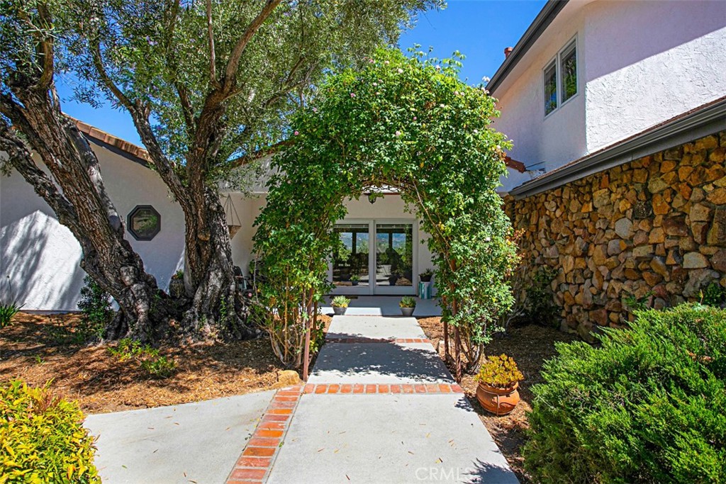 40791 Daily Road Fallbrook, CA 92028 - Photo 1 of 41