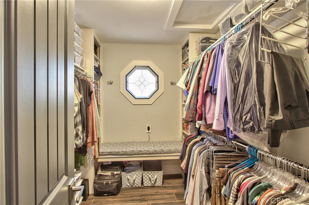 40791 Daily Road Fallbrook, CA 92028 - Photo 15 of 41 a view of walk in closet with clothes