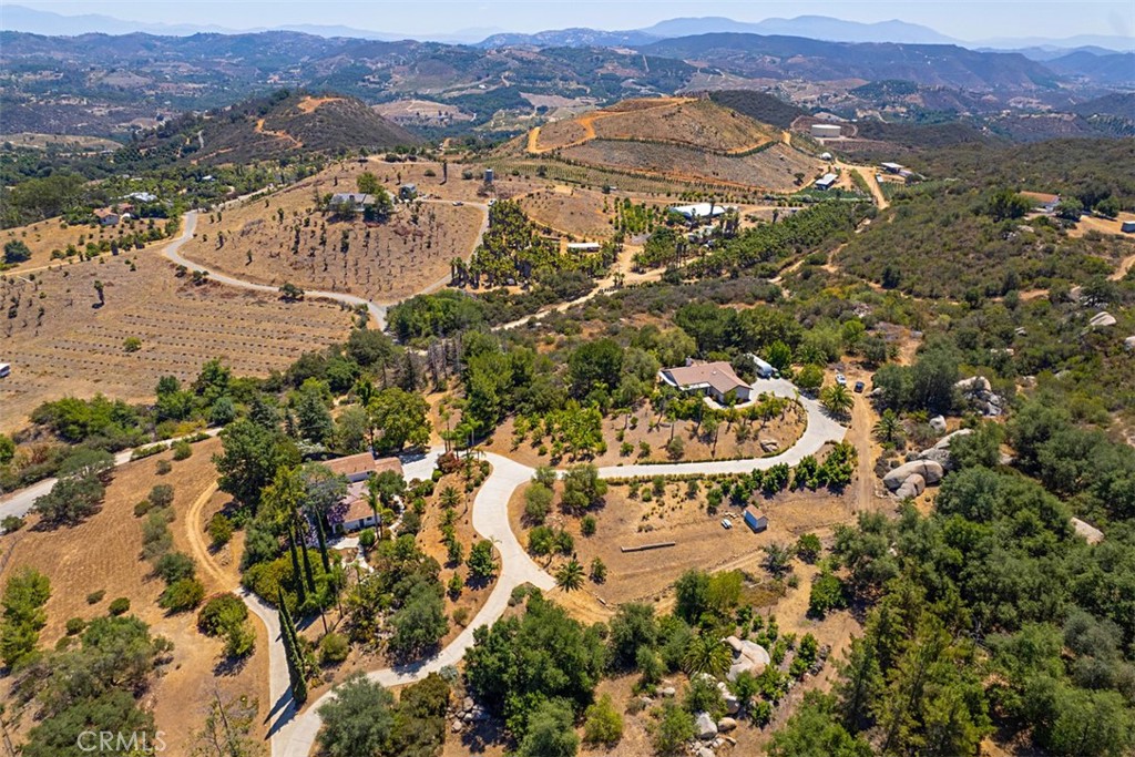 40791 Daily Road Fallbrook, CA 92028 - Photo 2 of 41