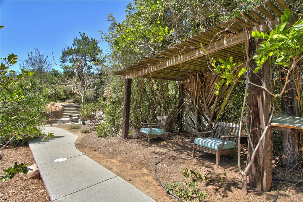 40791 Daily Road Fallbrook, CA 92028 - Photo 41 of 41 a backyard of a house with table and chairs