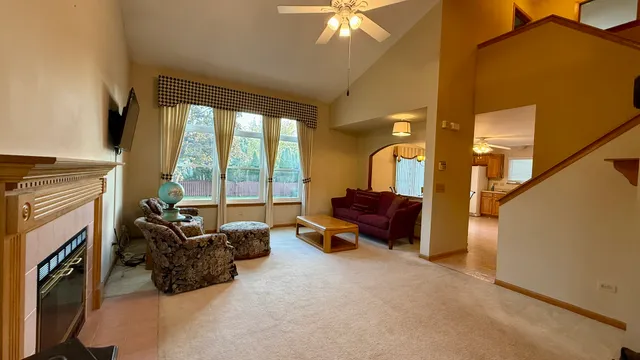 $340,000 | 2075 Longwood Court, Romeoville, IL 60446