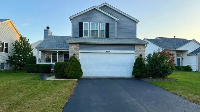 $340,000 | 2075 Longwood Court, Romeoville, IL 60446