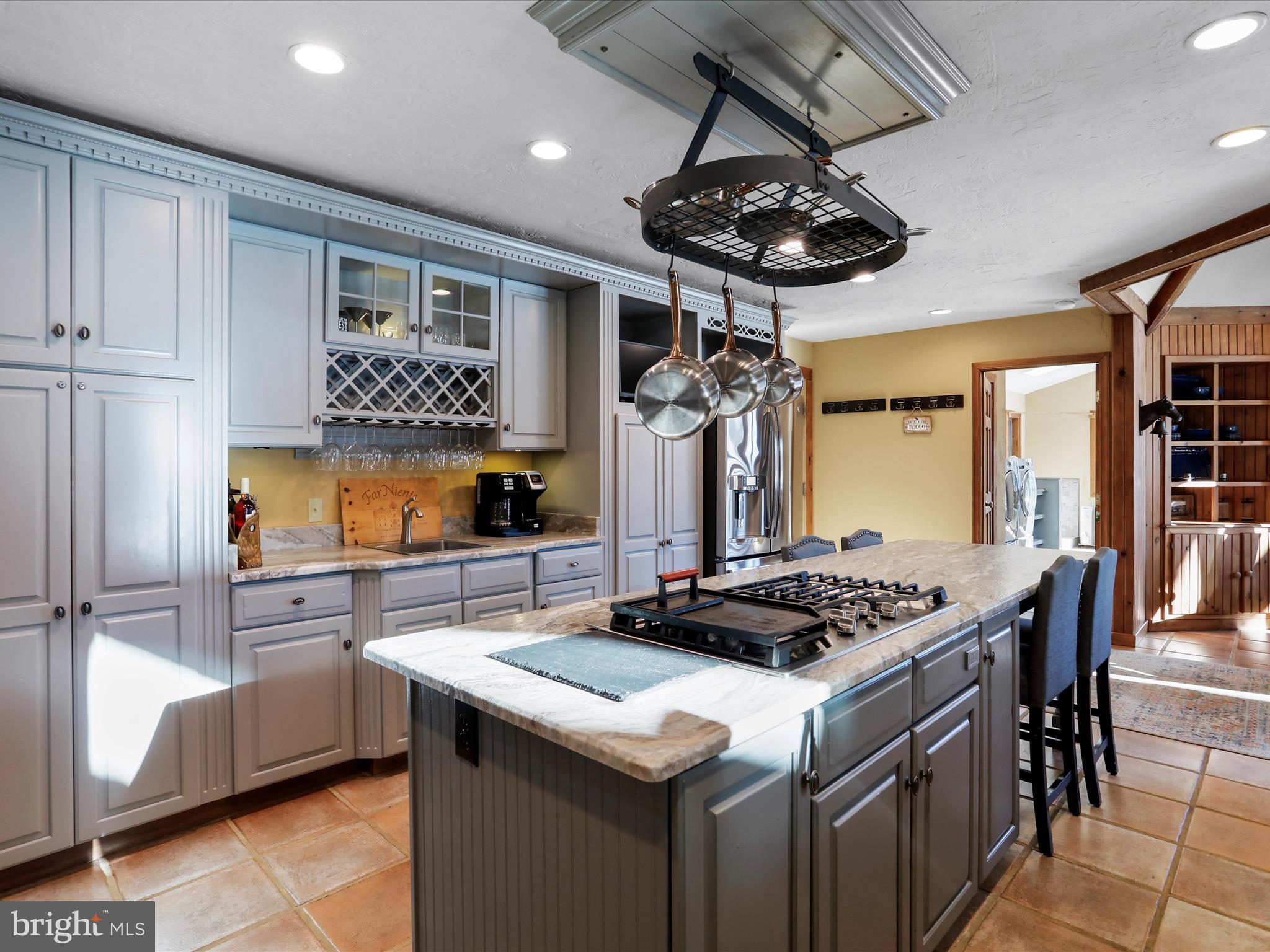 1240 Boy Scout Road Oakland, MD 21550 - Photo 24 of 148 Custom Gourmet Kitchen