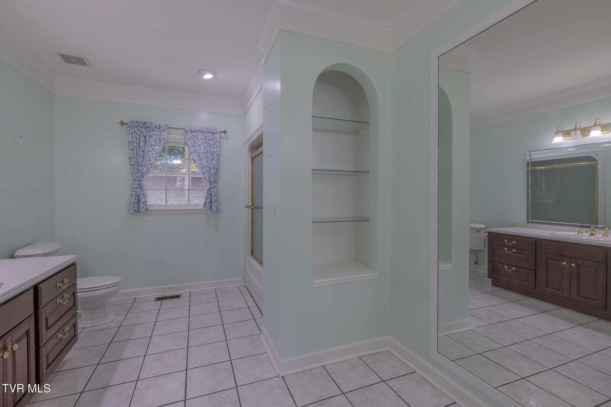 566 Beechwood Road Kingsport, TN 37663 - Photo 16 of 45 1R9A6126-HDR