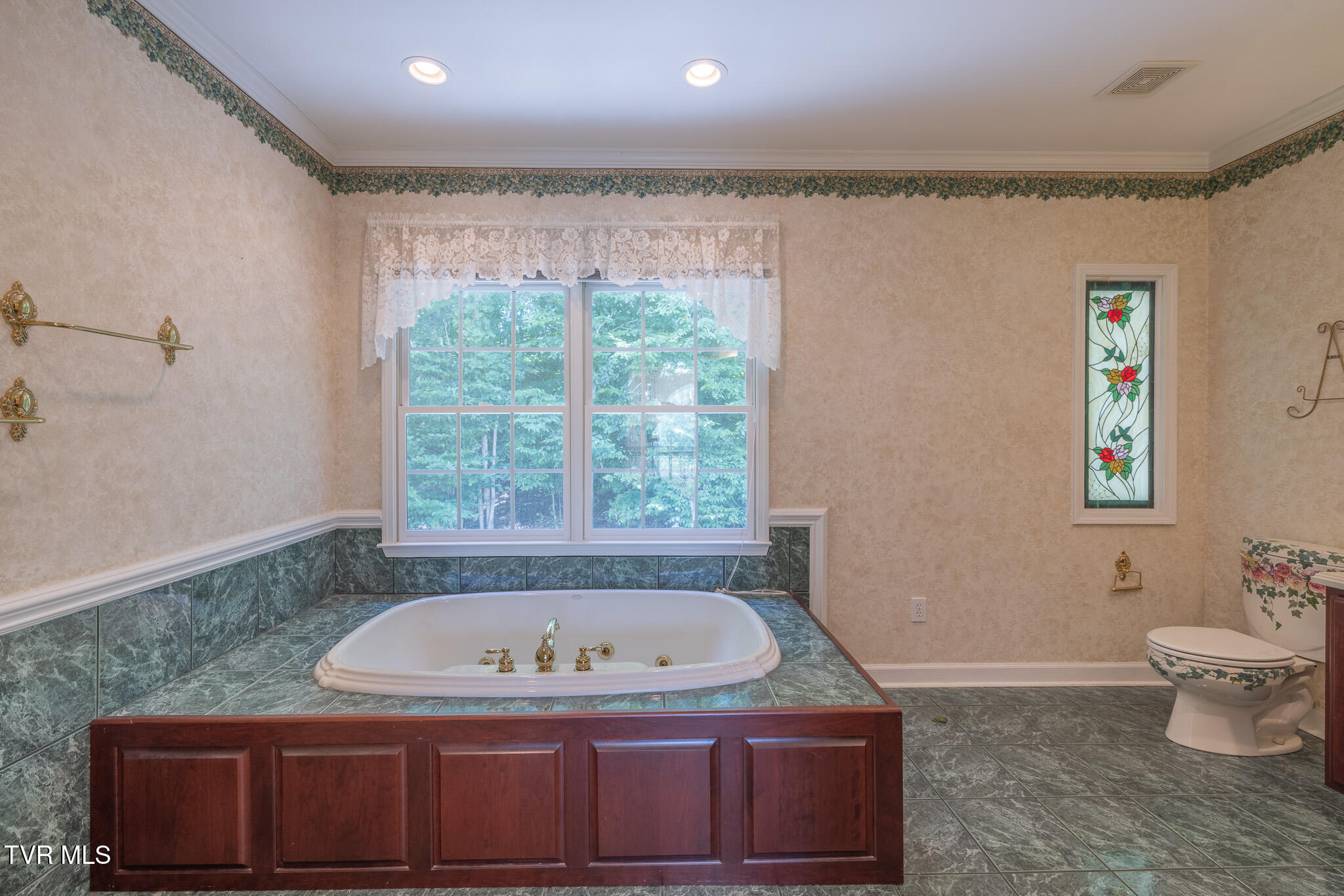 566 Beechwood Road Kingsport, TN 37663 - Photo 25 of 45 1R9A6156-HDR