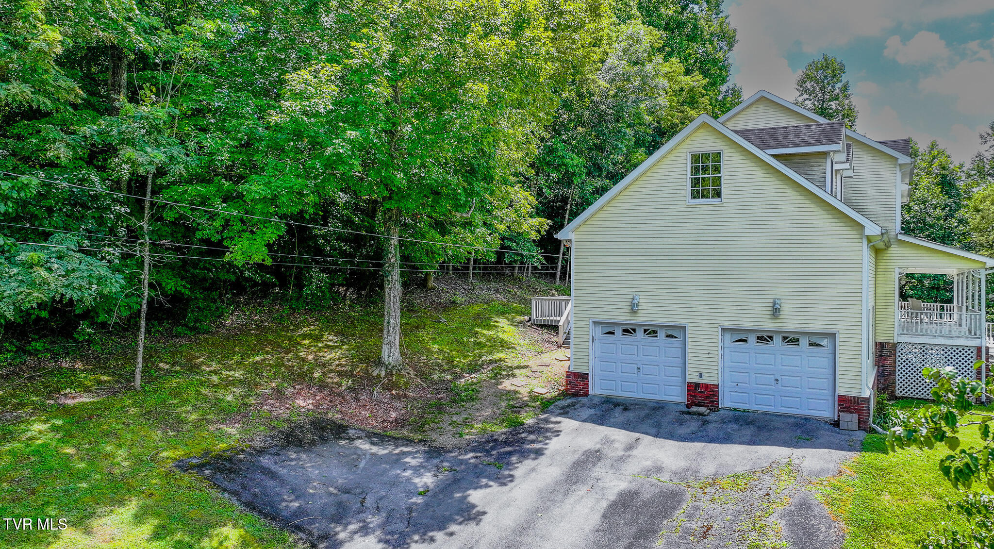 566 Beechwood Road Kingsport, TN 37663 - Photo 34 of 45 dji_fly_20250702_142408_0473_17514812338