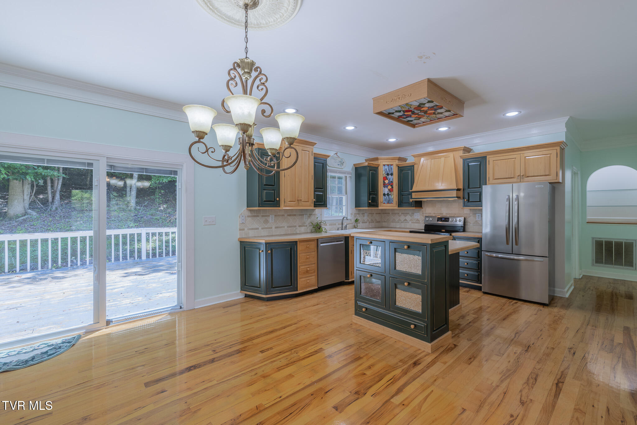 566 Beechwood Road Kingsport, TN 37663 - Photo 6 of 45 1R9A6096-HDR