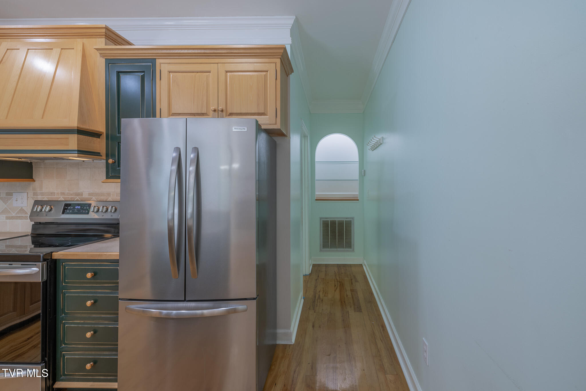 566 Beechwood Road Kingsport, TN 37663 - Photo 10 of 45 1R9A6108-HDR